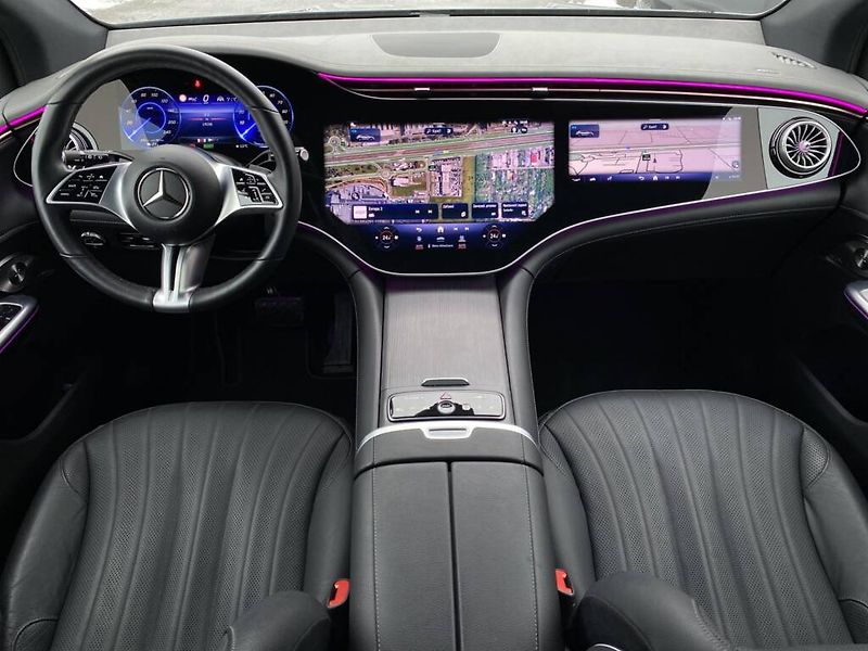 Mercedes-Benz EQE (2024) 500 4MATIC SUV - fotka 12 z 29