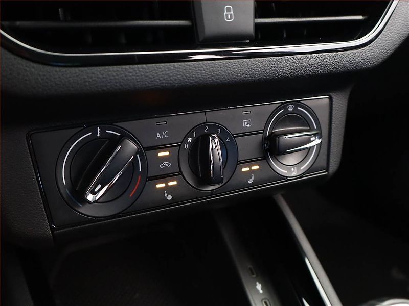 Škoda Scala (2021) Ambition 1.0 TSI, ČR,1.maj - fotka 14 z 15