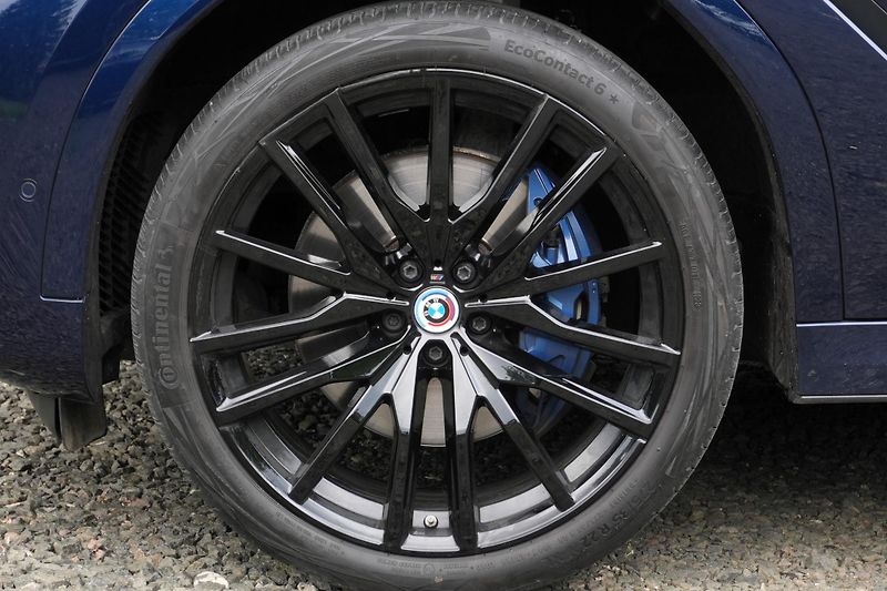 BMW X6 40i xDrive, ČR, Masáž, Webasto - fotka 4 z 44