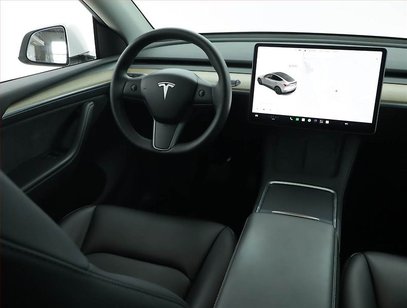 Tesla Model Y (2021) Long Range AWD 75kWh, SoH 92% - fotka 7 z 20