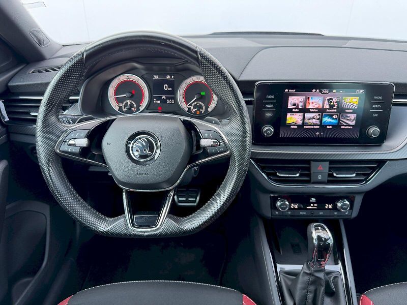 Škoda Kamiq (2024) 1.0 TSI 81kW DSG Monte Carlo - fotka 8 z 35
