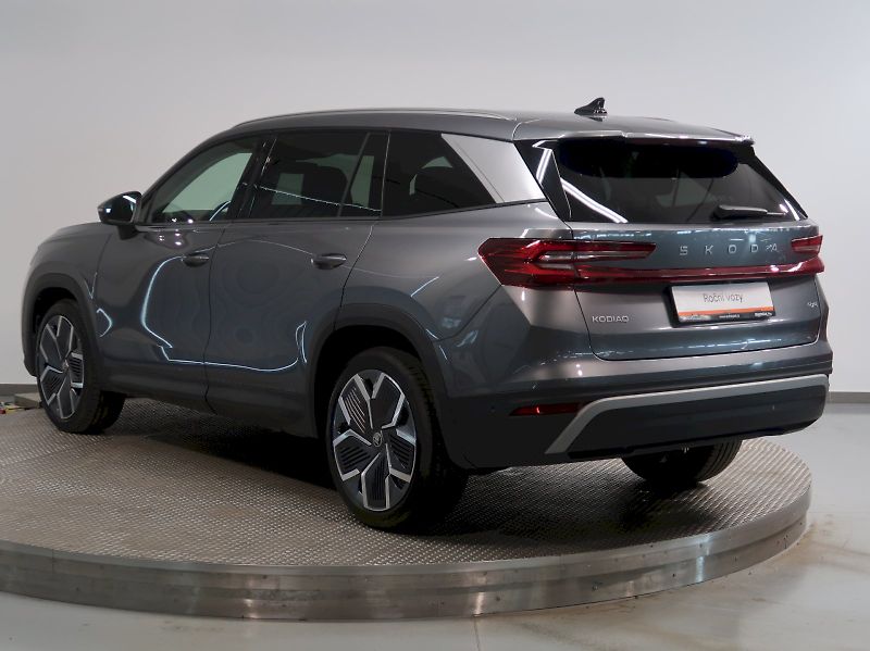Škoda Kodiaq (2025) EXCLUSIVE 2.0TDI 142KW 4x4 DSG - fotka 7 z 48