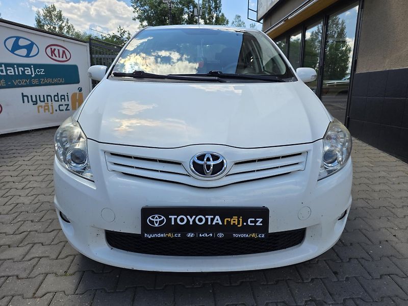Toyota Auris 1.6-SADA PNEU NAVIC - fotografie inzerátu