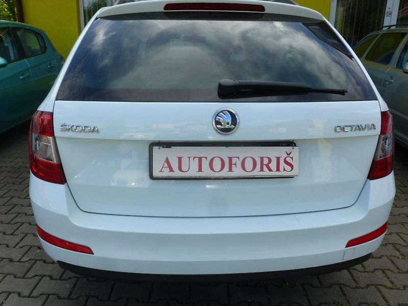Škoda Octavia KOMBI III  TSI 85 KW NAVIGACE - fotka 6 z 20