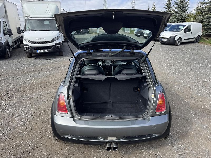 Mini Cooper S 1.6, 120kw, Cooper S - fotka 8 z 28