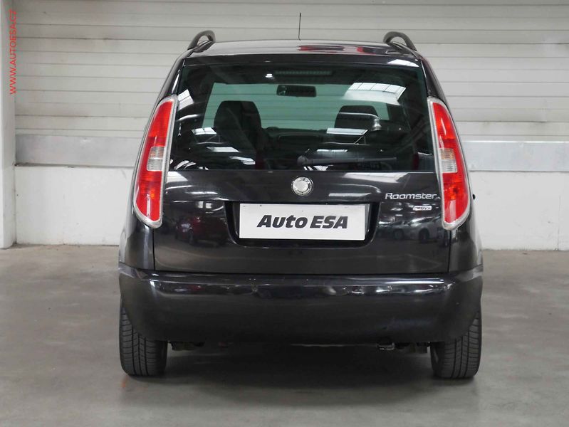 Škoda Roomster (2007) 1.4i, AC, park.asist - fotka 5 z 13