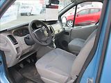 Renault Trafic 2,5 DCi, 8 míst, klima, tažné, - náhled 13