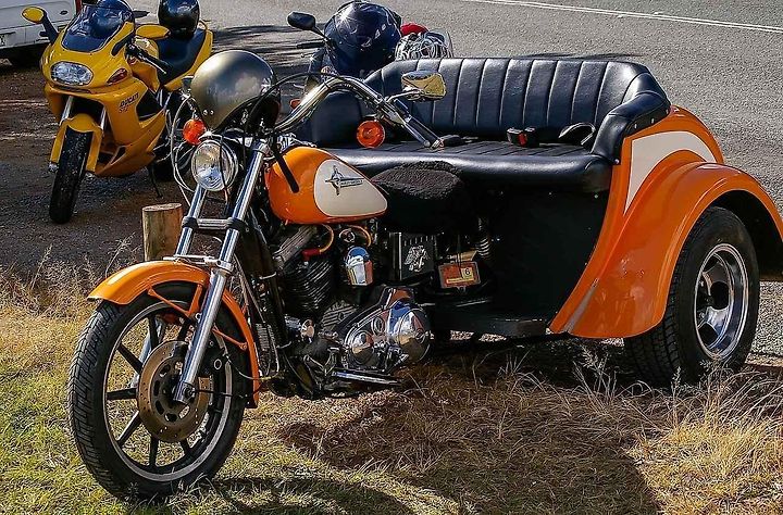 Netradiční motorky. Při jízdě se za nimi každý ohlédne.