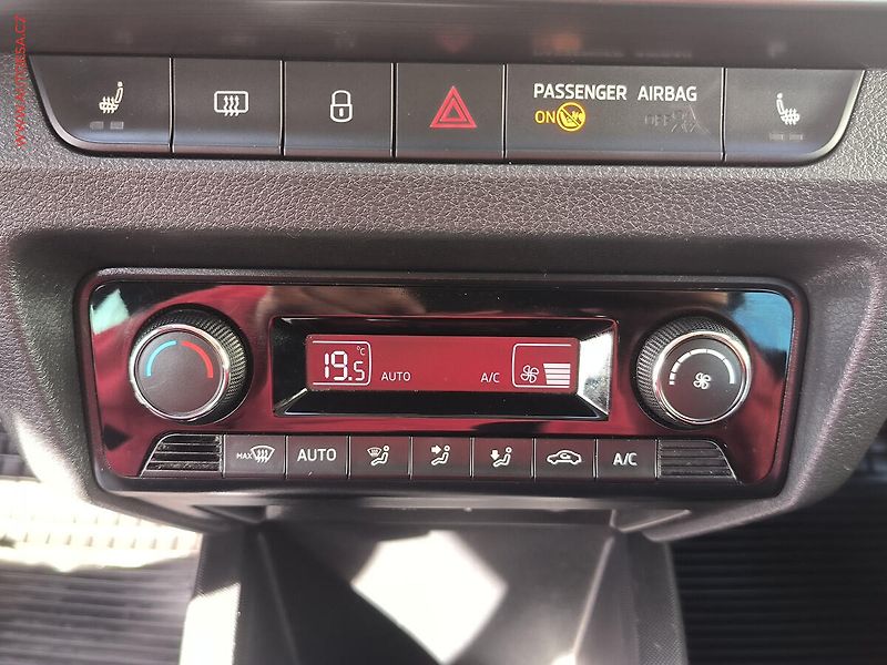 Škoda Fabia (2015) 1.2 TSi, Style, TZ - fotka 13 z 19
