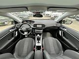 Peugeot 308 1.6HDi NAVI KLIMA TAŽNÉ ALU - náhled 18
