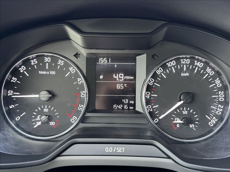 Škoda Octavia 1,6 TDI 81kW 2.maj. původ ČR - fotka 30 z 50