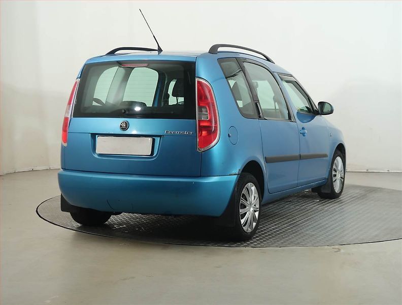Škoda Roomster (2006) 1.4 16V, po STK, Tažné - fotka 5 z 13
