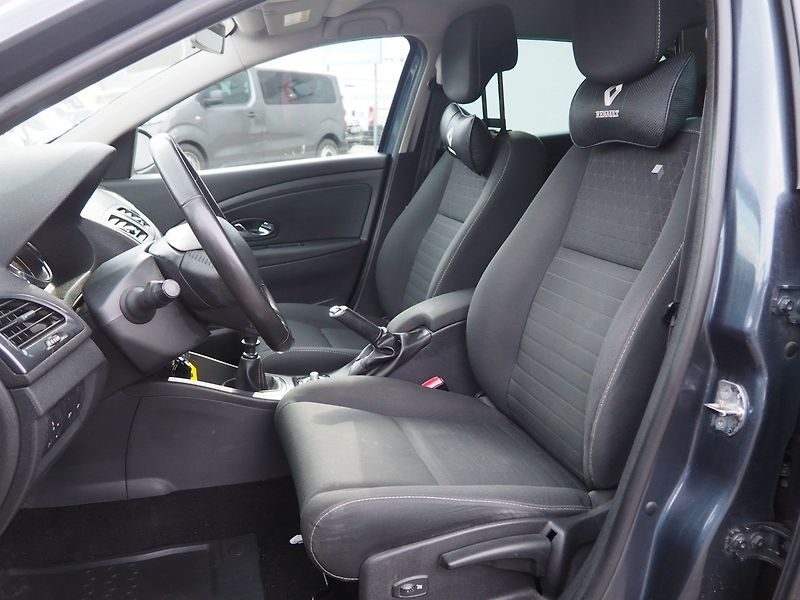 Renault Mégane (2015) 1.6 dCi, 96 kW, Limited - fotka 10 z 32