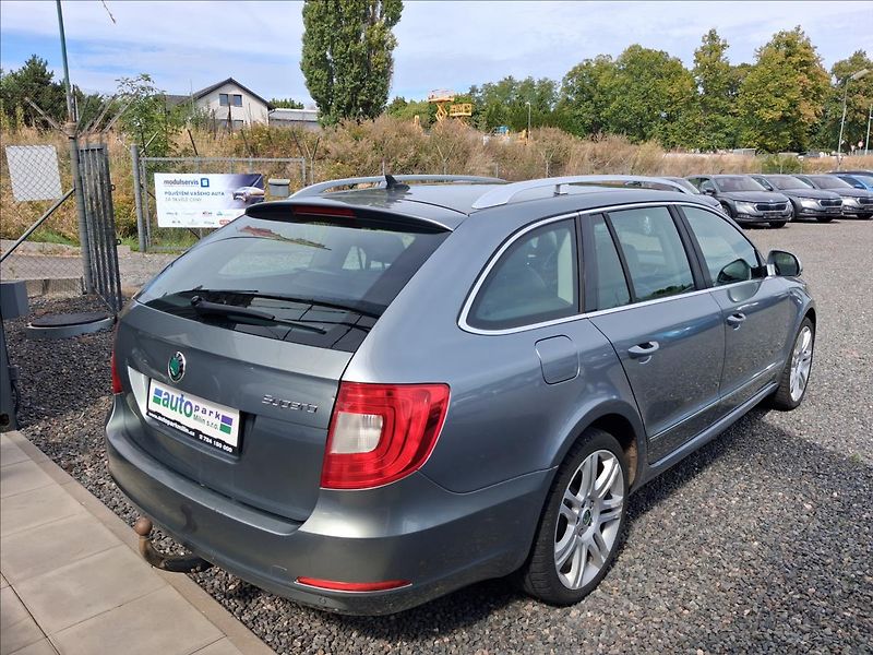 Škoda Superb 2,0 4x4, tažné, el.kufr, CZ - fotka 7 z 15