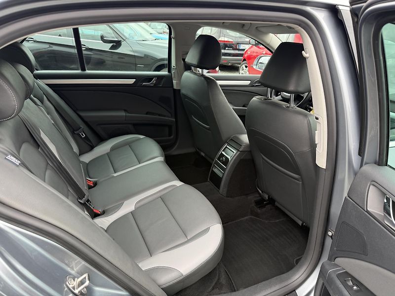 Škoda Superb 1.4 TSI AMBITION - fotka 10 z 14