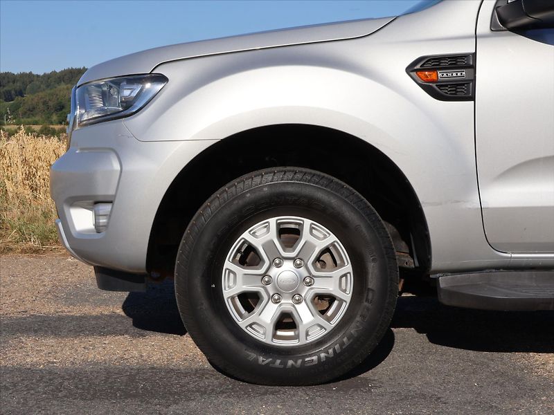 Ford Ranger 2,0 TDCi 125kW XLT CZ DPH - fotka 29 z 36
