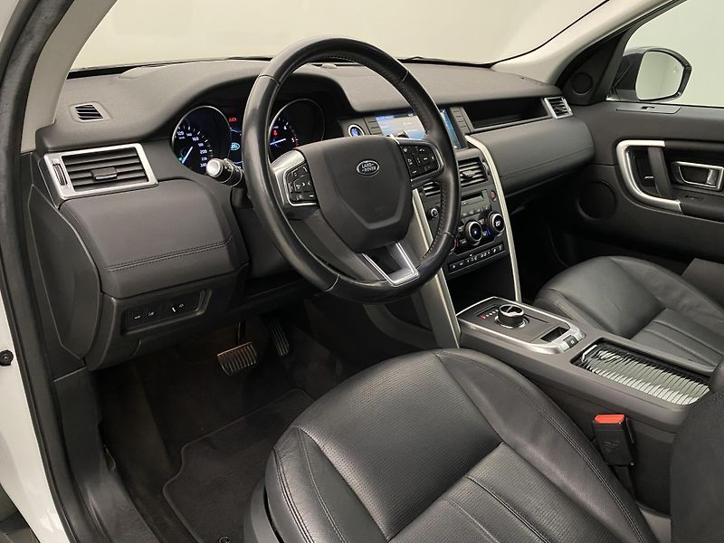 Land Rover Discovery Sport TD4 HSE AWD AUT CZ REZERVACE - fotka 4 z 42
