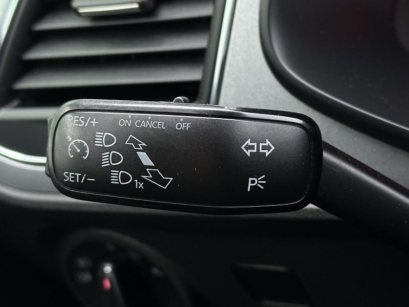 Seat Leon 1.4TSi FR Combi 122PS Sunset F - fotka 16 z 39