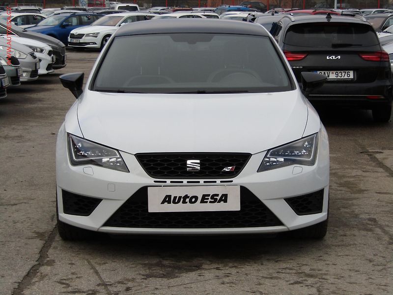 Seat Leon (2015) 2.0 TSi, ČR, Cupra, DSG, LED - fotka 2 z 19