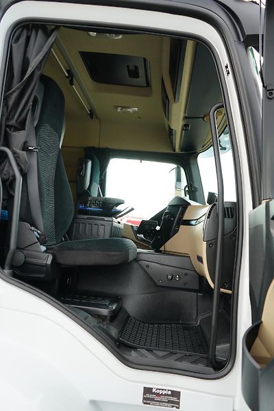 Mercedes-Benz Actros (2019) 2543 / 6 X 2 / SKRZYNIOWY + HD - fotka 10 z 52