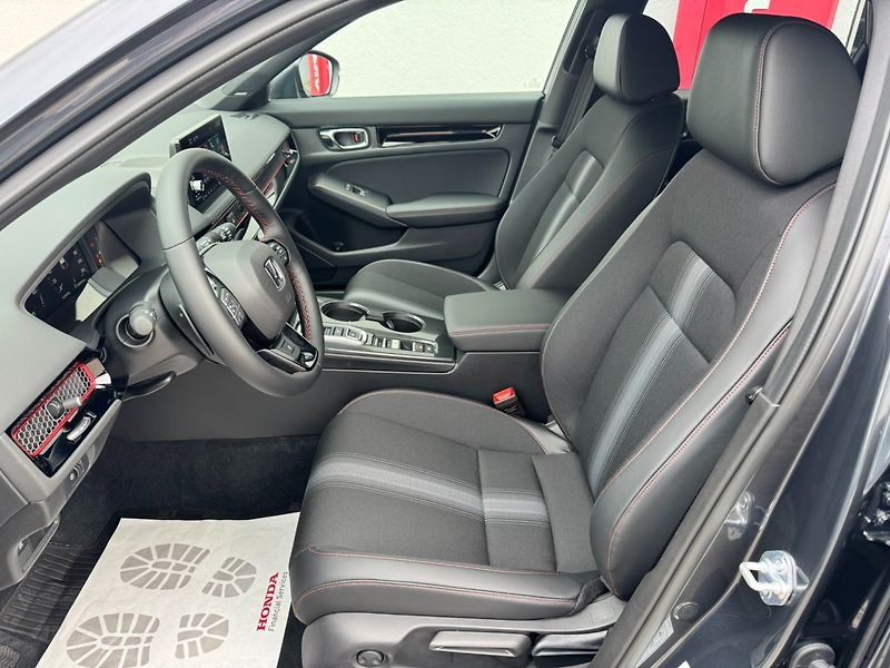 Honda Civic (2026) 2.0 e:HEV SPORT MR27 SKLADEM - fotka 25 z 44