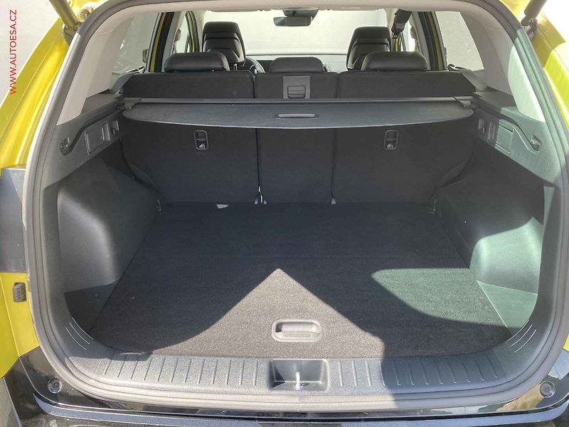Kia Sportage (2023) 1.6 T-GDi 4x4, 1.maj,ČR, TOP - fotka 7 z 22