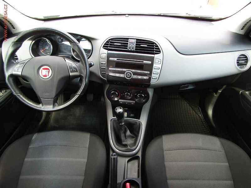Fiat Bravo (2010) 1.4 i, AC - fotka 8 z 15