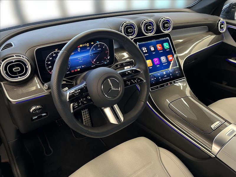 Mercedes-Benz GLC 220d 4MATIC AMG Line Night - fotka 9 z 22