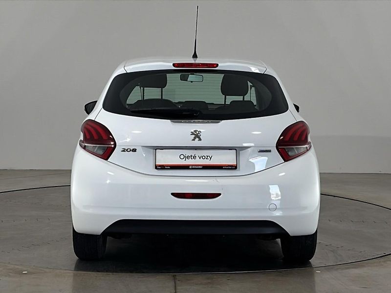 Peugeot 208 Hatchback 208 - fotka 17 z 26