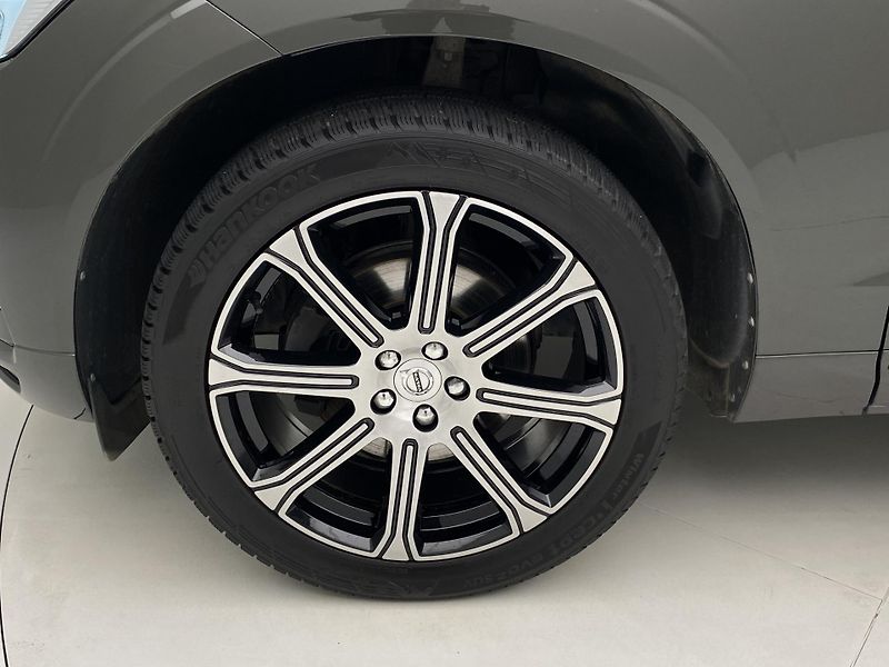 Volvo XC60 D4 AWD INSCRIPTION AUT  - fotka 32 z 45