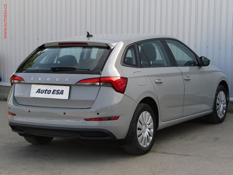 Škoda Scala (2020) 1.0 TSi, ČR, Ambition - fotka 4 z 18