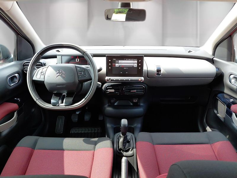 Citroën C4 Cactus (2017) 1,2 PT 60 kW Feel Edition - fotka 19 z 24