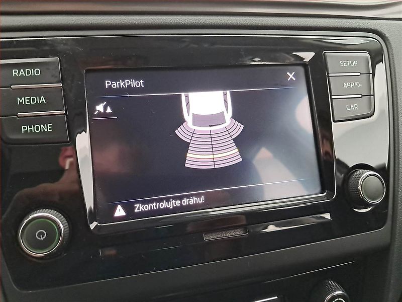 Škoda Rapid (2018) Spaceback 1.0 TSI, ČR,1.maj - fotka 18 z 18