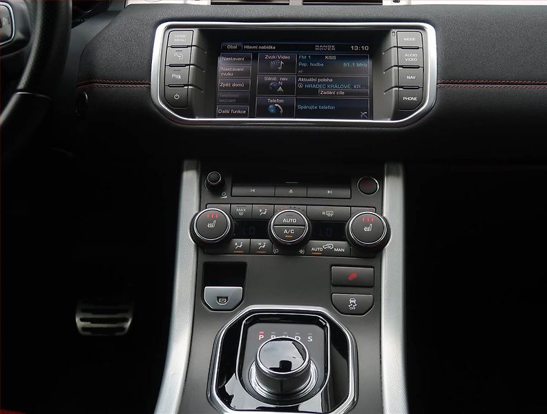 Land Rover Range Rover Evoque (2013) SD4, 4X4, Automat, ČR,1.maj - fotka 12 z 23
