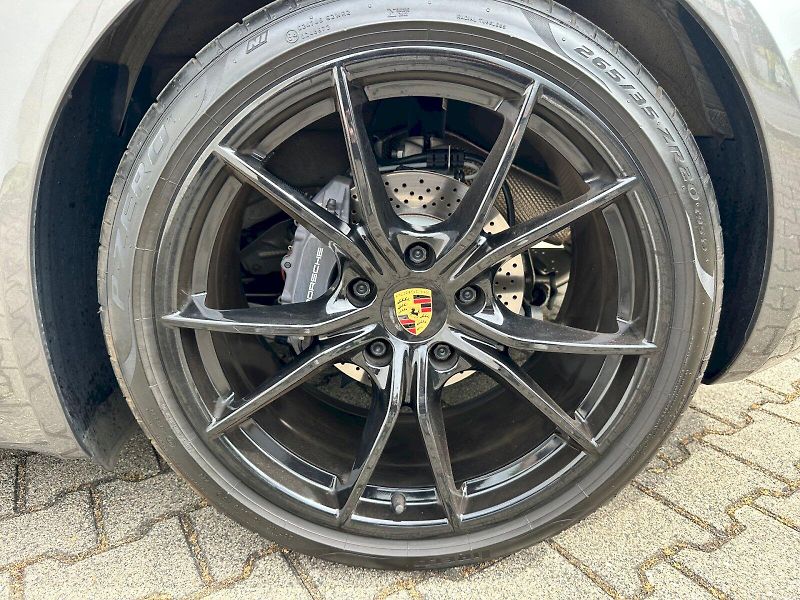 Porsche Cayman (2022) 718 220kW - fotka 22 z 22