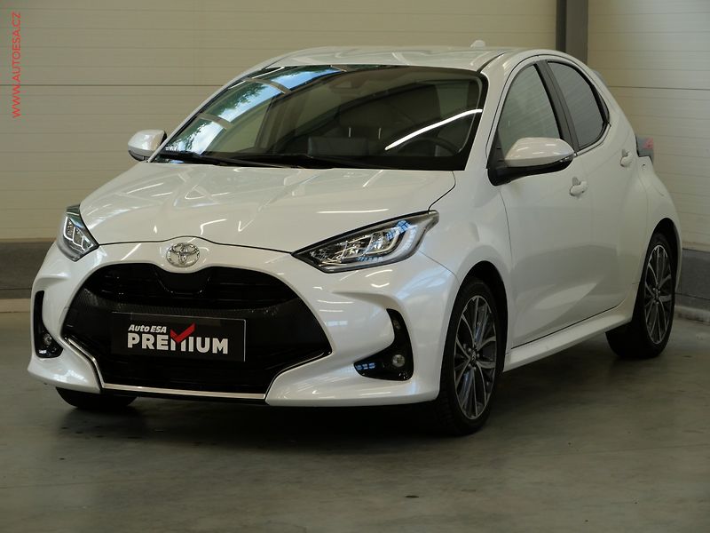 Toyota Yaris (2023) 1.5VVT-i, 2.maj,ČR, Navi, AC - fotka 3 z 21
