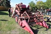 Kombajn Fella Jupiter, překvapivý vítěz souteže o nejhezčí traktor.