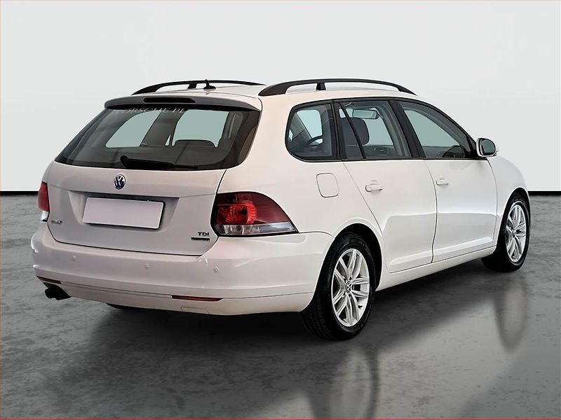 Volkswagen Golf (2010) 1.6 TDI, 4X4, Tempomat - fotka 5 z 16