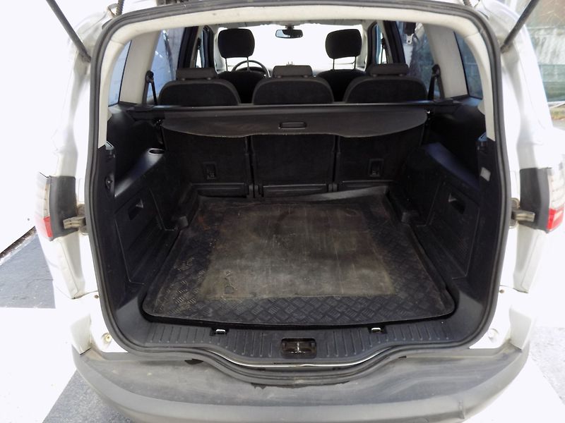 Ford S-MAX (2008) 2.0TDCi/klimatizace/ - fotka 8 z 33
