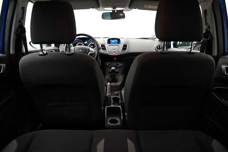 Ford Fiesta - fotka 25 z 27