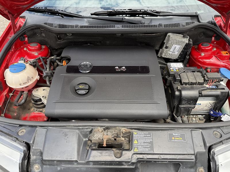 Škoda Fabia 1,4i Tažné - fotka 19 z 19