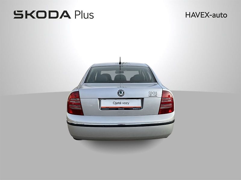 Škoda Superb (2006) 2.5 TDI TipTronic Elegance - fotka 27 z 27