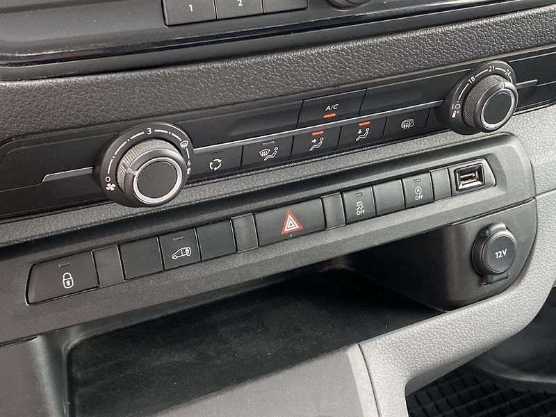 Toyota ProAce 2.0D, ČR, Active L1, záruka - fotka 13 z 21