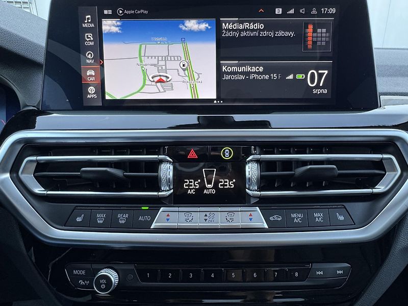 BMW X3 (2023) 20d LASER,PANO,HUD,servis 6/26 - fotka 35 z 51