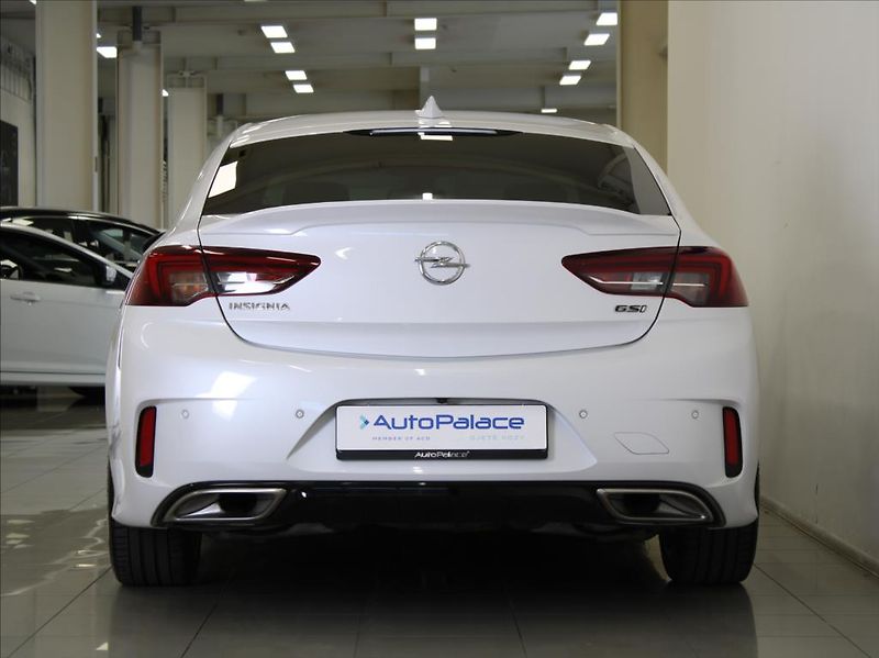 Opel Insignia 2,0 GSI 191kW 4x4 Bose Výprode - fotka 4 z 24