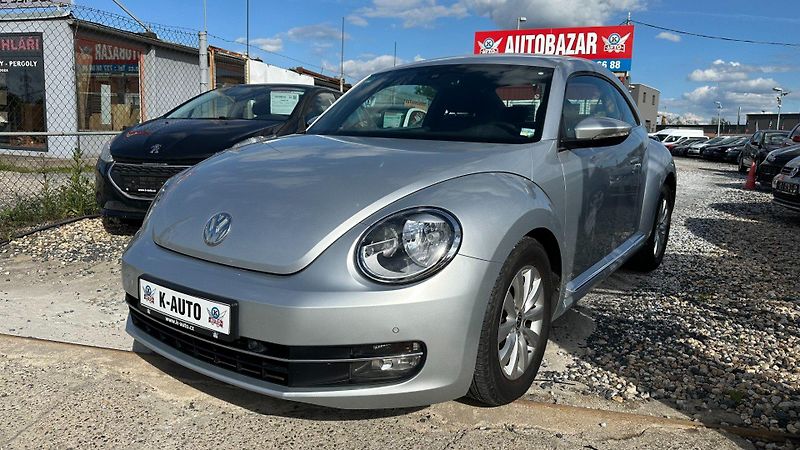 Volkswagen Beetle (2012) 1.2TSI 77kW REZERVOVANO - fotka 1 z 25
