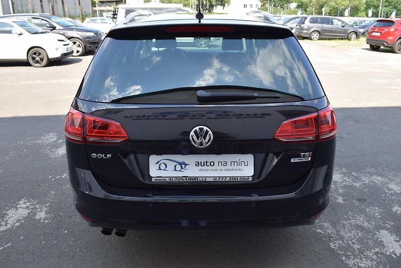 Volkswagen Golf Variant (2016) 1.4TSI 92kw CLBMT XEN NAVI APP - fotka 8 z 51