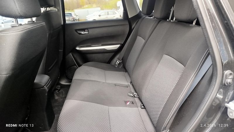 Suzuki Vitara (2015) 1.6 16V   AllGrip - fotka 19 z 23