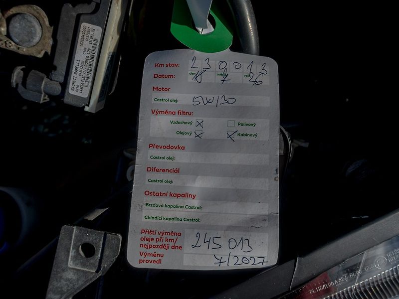 Fiat Punto Evo (2011) 1.4i 55KW – PO VELKÉ SERVISU - fotka 37 z 39