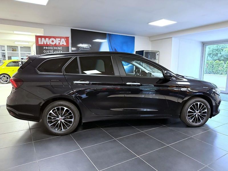 Fiat Tipo (2024) SW 1.6 MultiJet 130k MT6 Urban - fotka 4 z 18